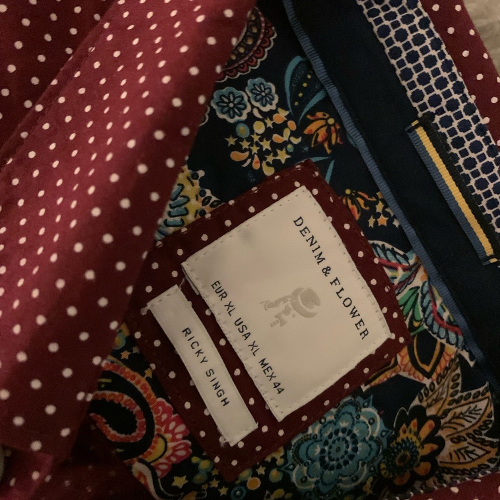 Mens XL Denim & Flower BRAND NEW